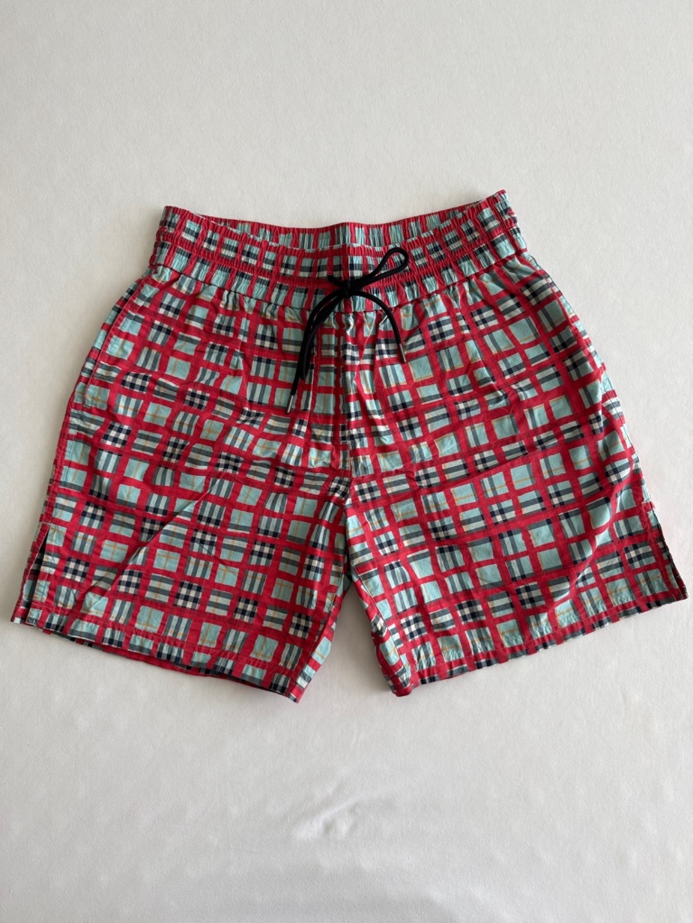 Burberry Shorts Red and Light Blue Plaid Women's - Picture 11 of 12